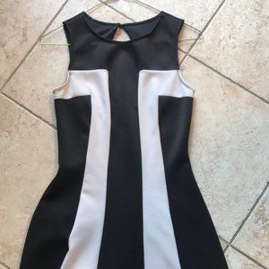 Black and White Guess Dress